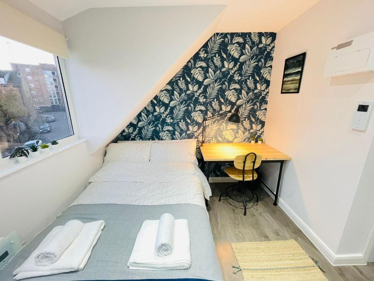Apartment Hackney By Sleepy *