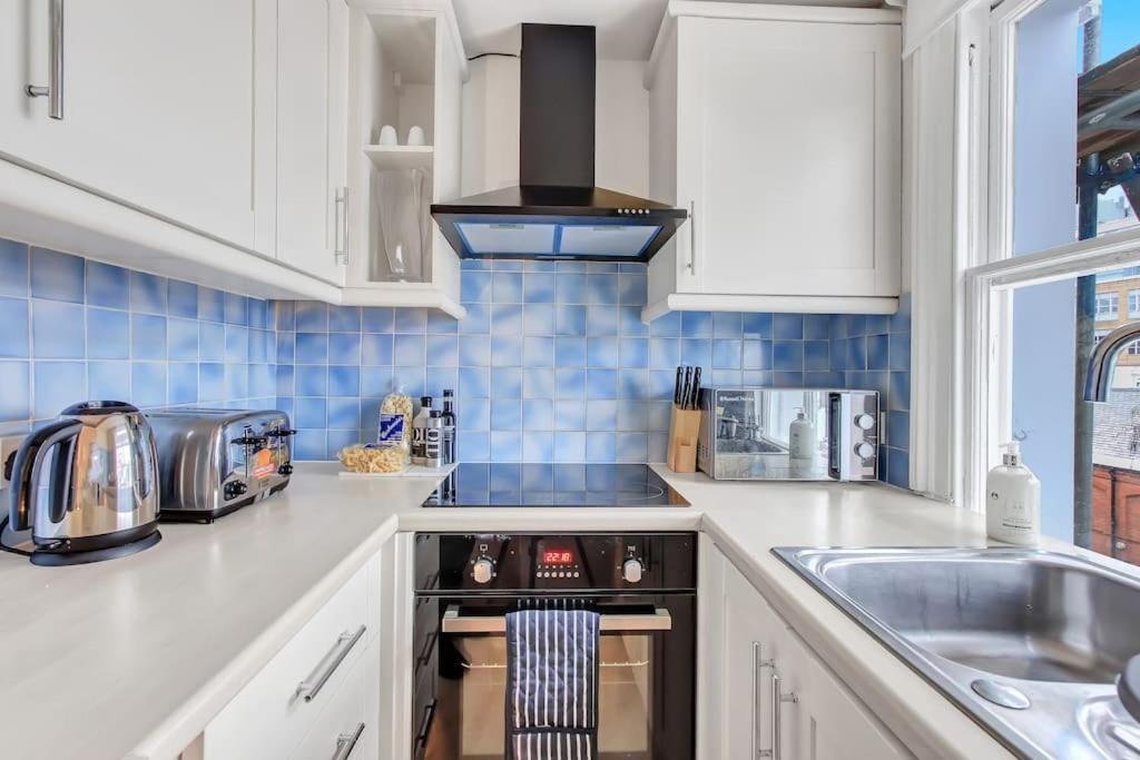 Chic One Bedroom Chelsea Appartement Londen