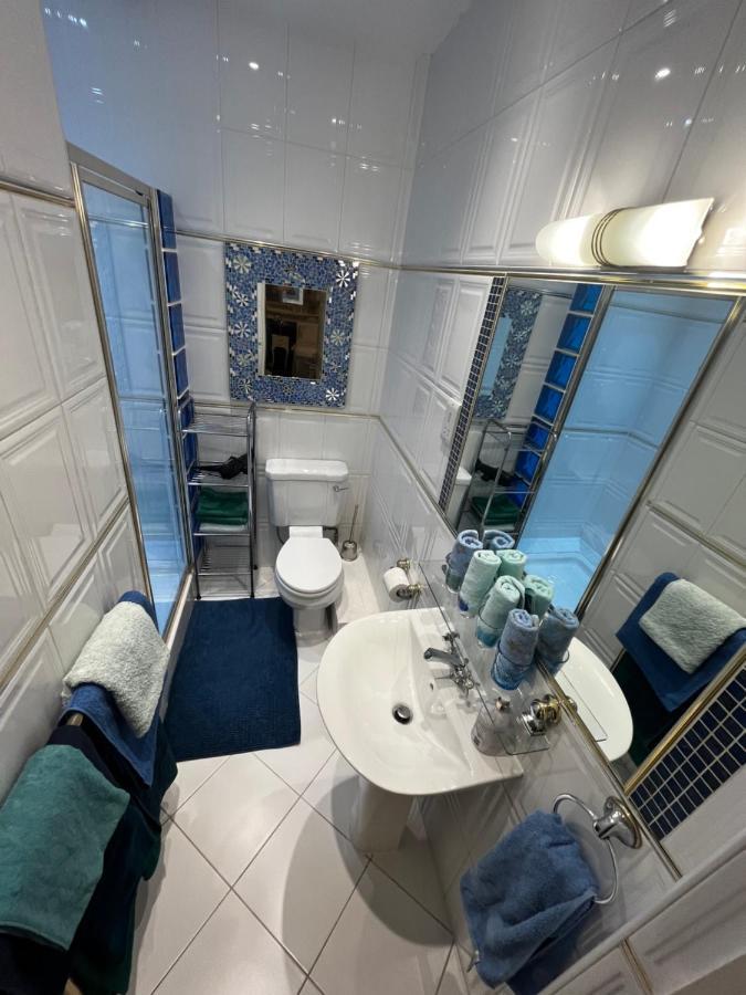 Dawson Place, Juliette's 3* London