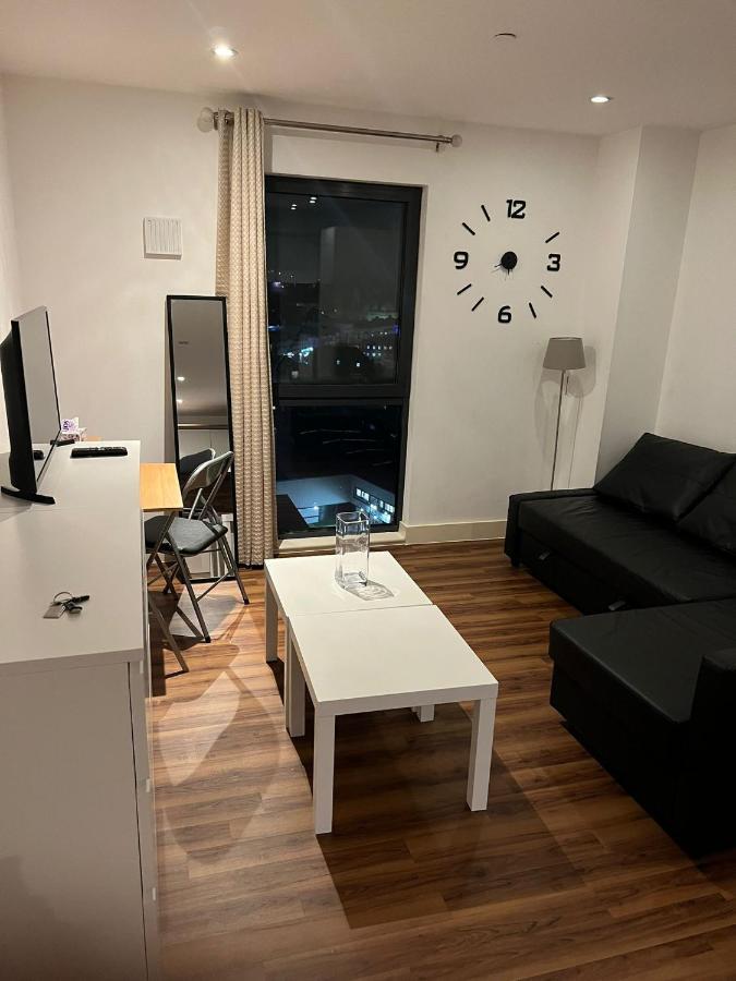 Lovely Luxury 1-bed In Wembley