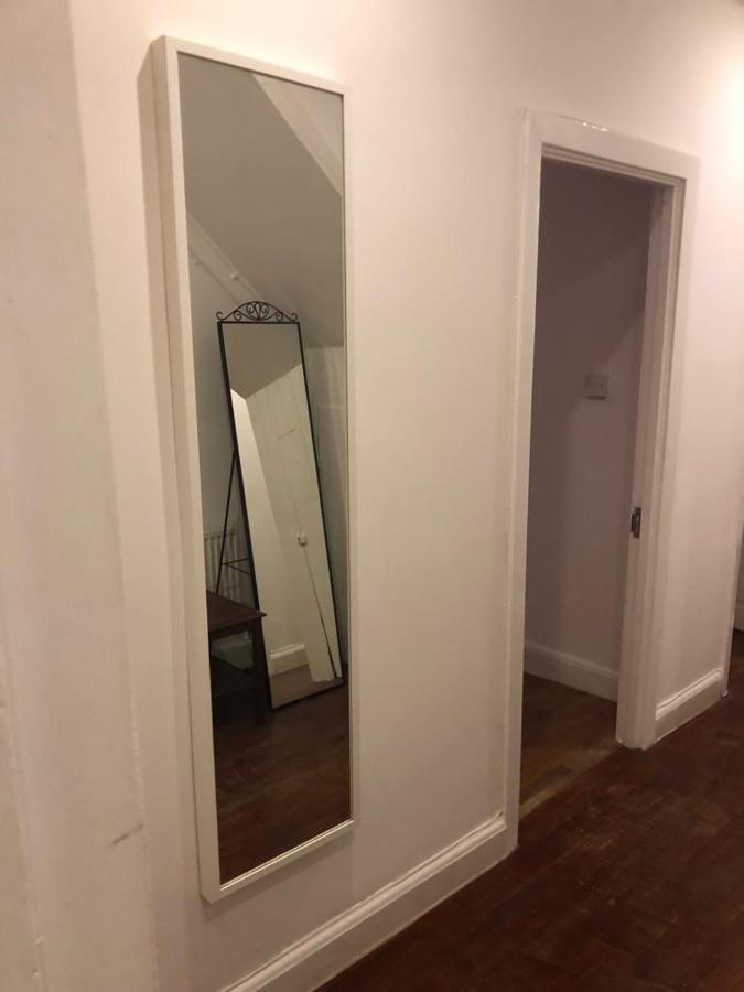 Clapham 1 * London