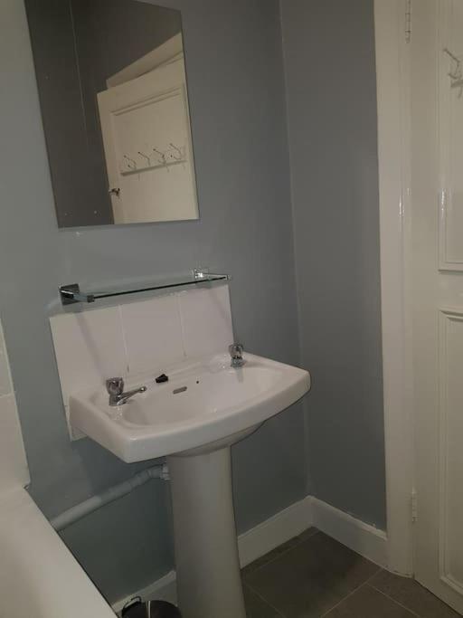 London. Gorgeous 2 Bed Flat Near Olympic Park.