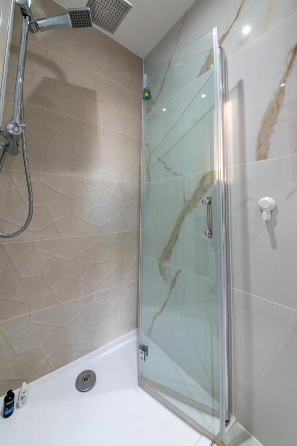 Apartment Lux 2 Bedrooms - 2 Bathrooms - F7