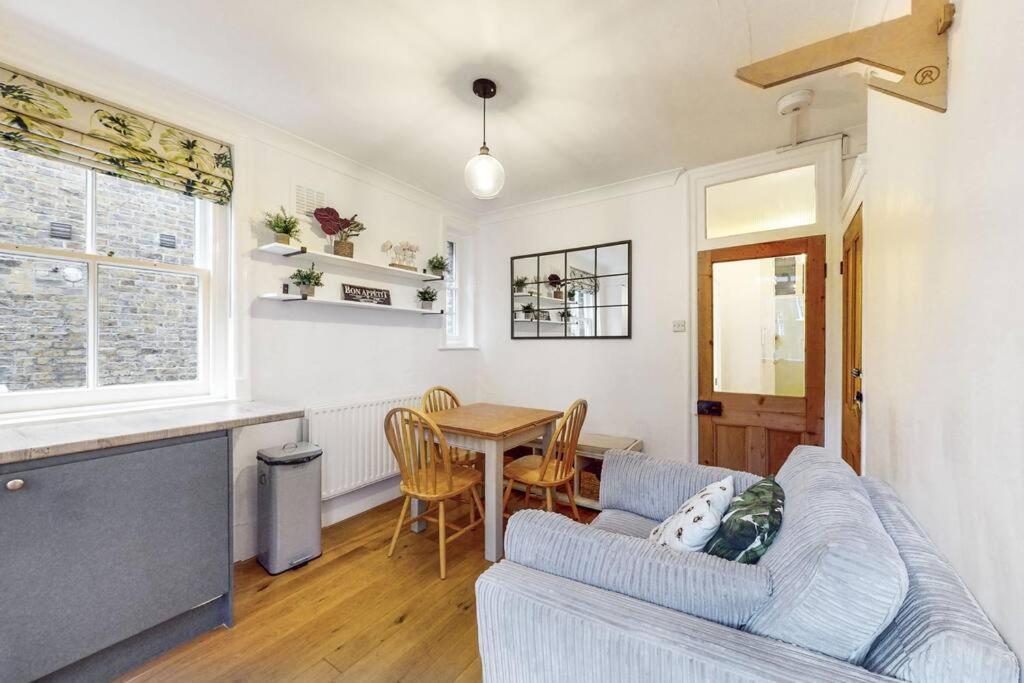 Lägenhet Charming 1 Bedroom In Kennington *
