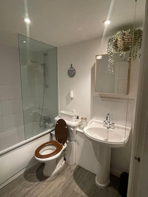 Leilighet Lovely 2-bed With Patio Near Camden