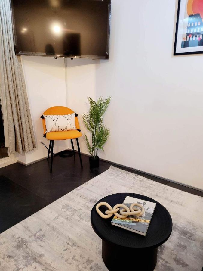 Stepney Gated Area With Parking & Garden Appartamento *