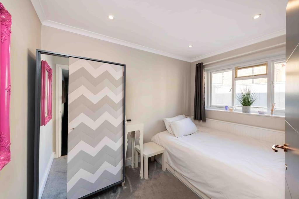 Lägenhet Location In - Kings Road 3-bed With Terrace, Ac & Netflix London