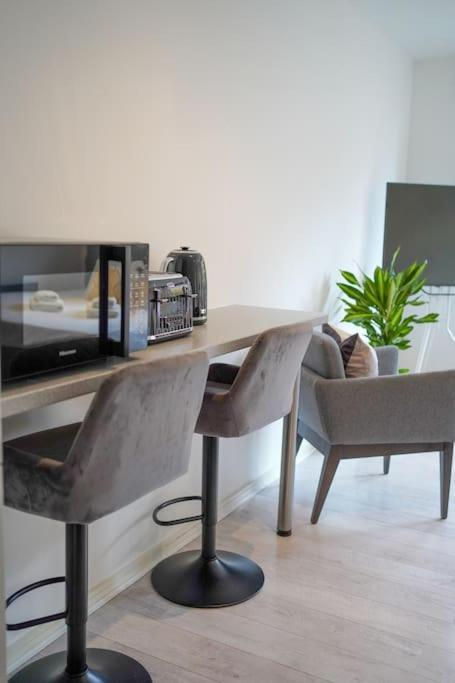Newly Refurb Studio Shoreditch * Londres
