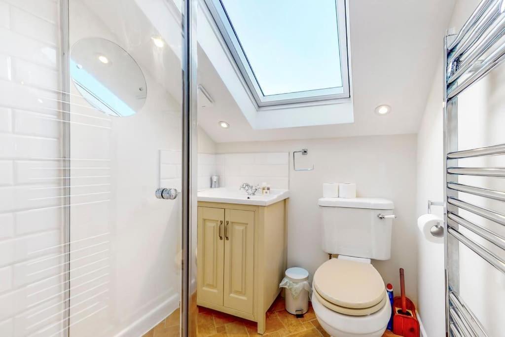 Beautiful Two Bedroom In Honor Oak Londen
