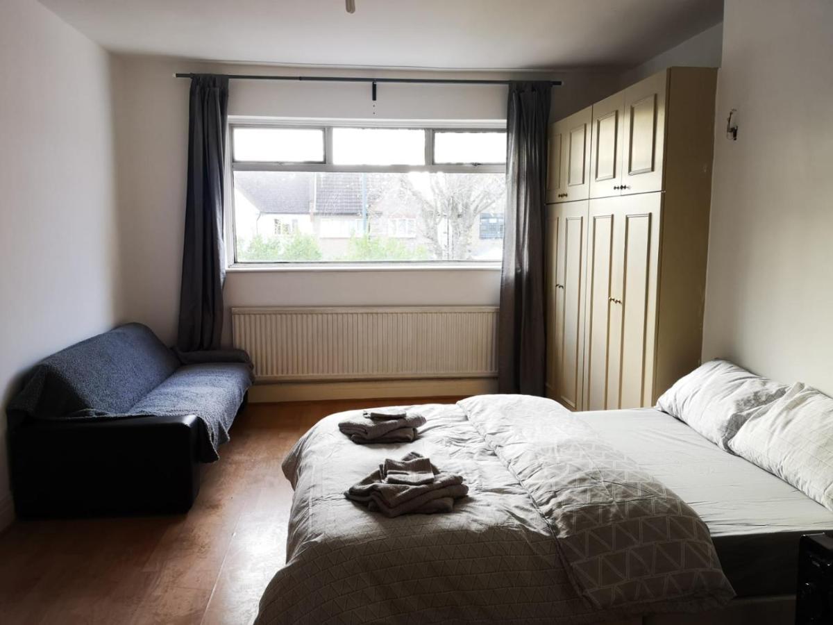 Large Spacious In Zone 2 Alloggio in famiglia Londra