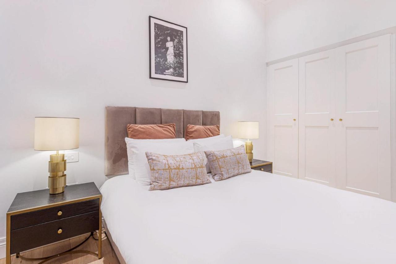 Royal Kensington In Cromwell Road London