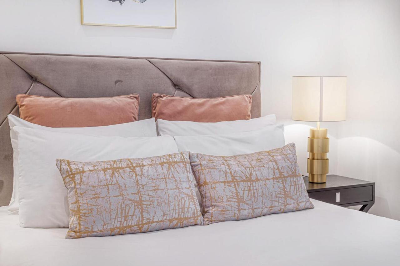 Royal Kensington - Premium 2 Bed London