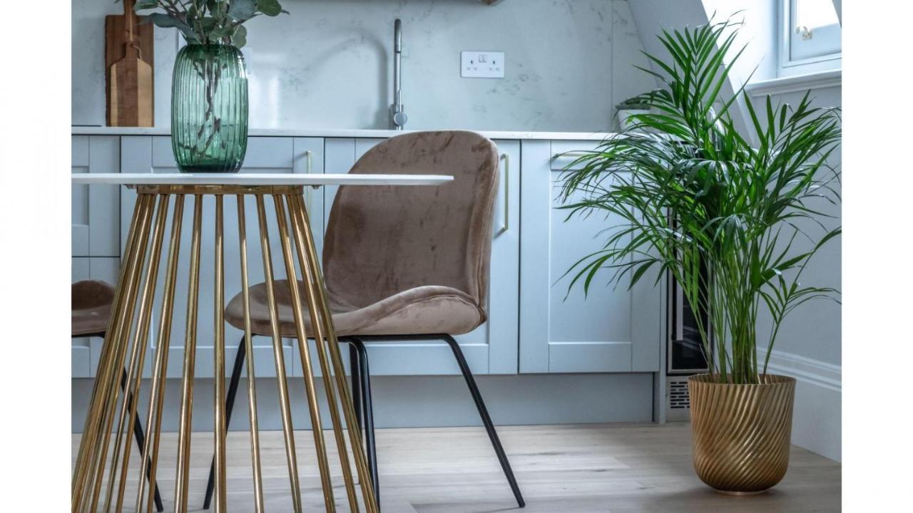 Royal Kensington In Cromwell Road Apartment