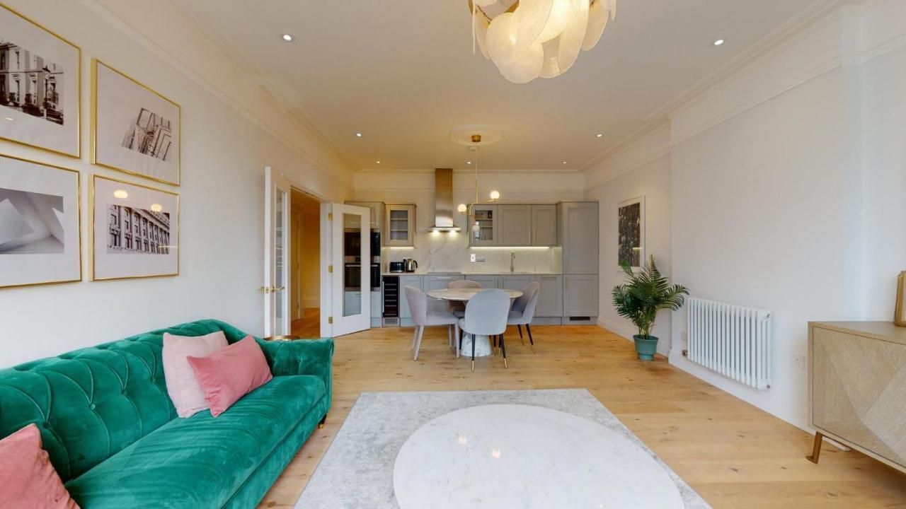 Royal Kensington In Cromwell Road *