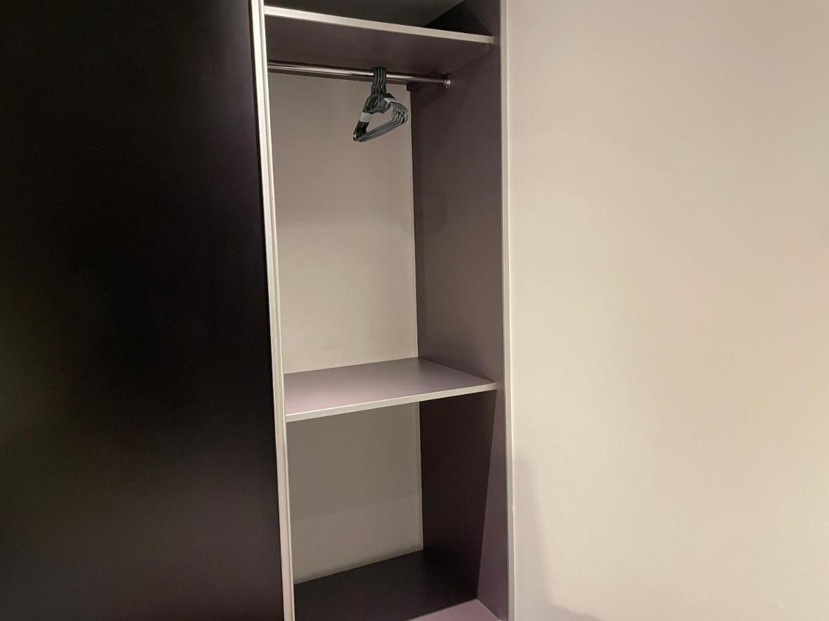 Appartamento Stepney Gated Area With Parking & Garden
