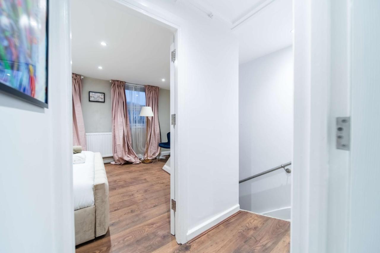 Lägenhet Kensington High 2 Bedroom