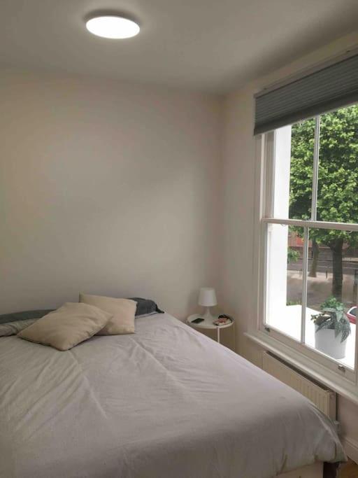 Lägenhet Newly Refurbished 2-bedroom Flat In Notting Hill