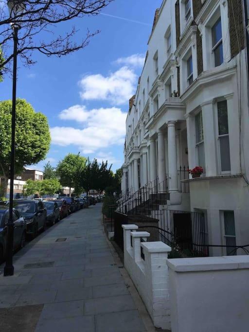 Newly Refurbished 2-bedroom Flat In Notting Hill Lägenhet London