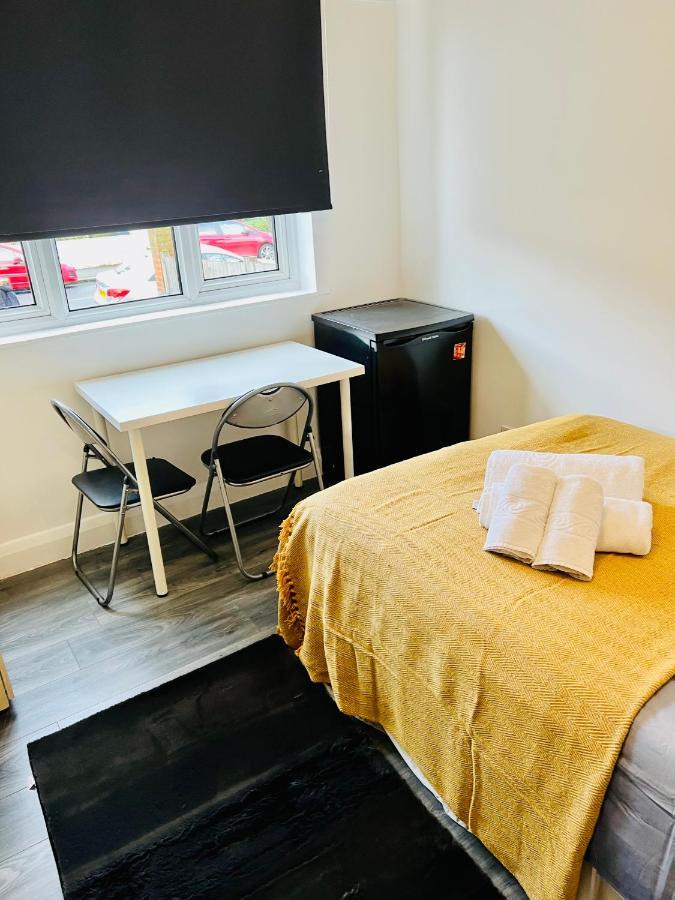 Beautiful Private In Willesden Appartement Londres