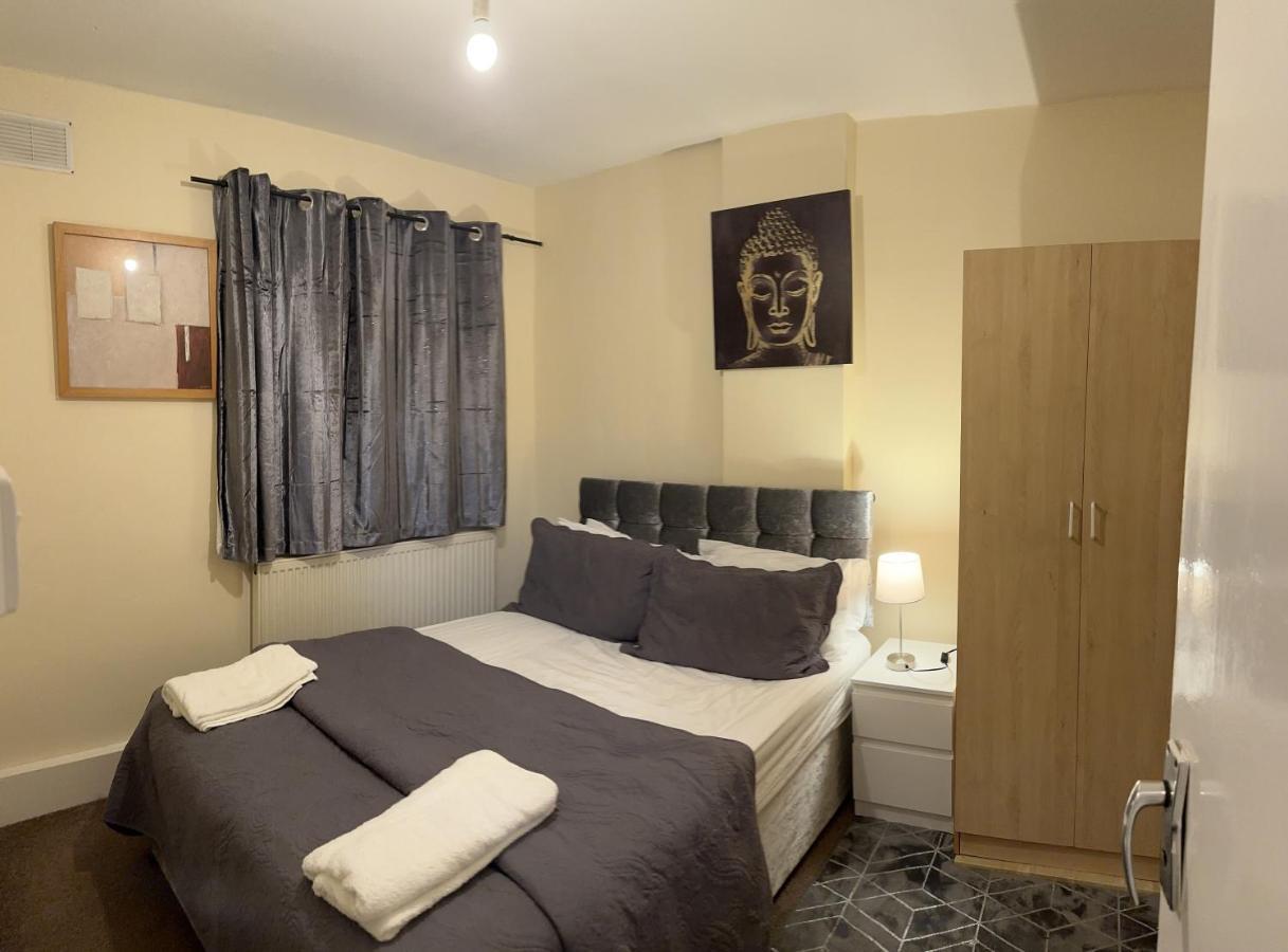 Leilighet Amazing And Lovely 2- Bedroom First Floor Flat