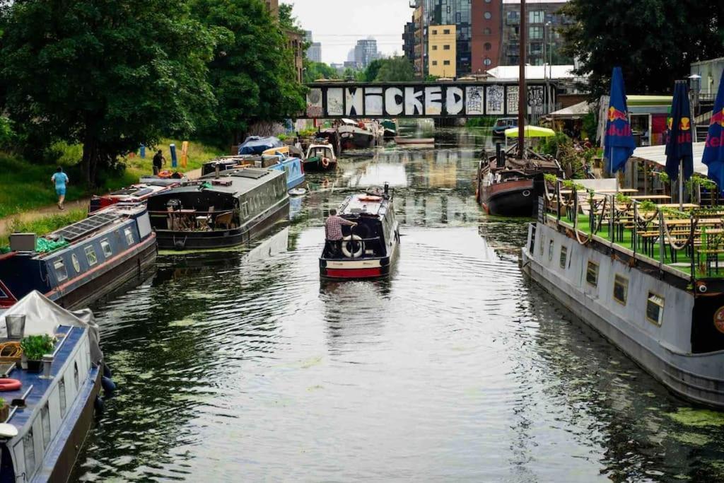 Flat In Hackney Wick Lejlighed