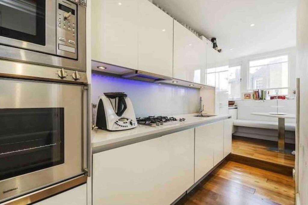 Appartement Stunning Grand 2 Bed, 2 Bath Apartment, Londres