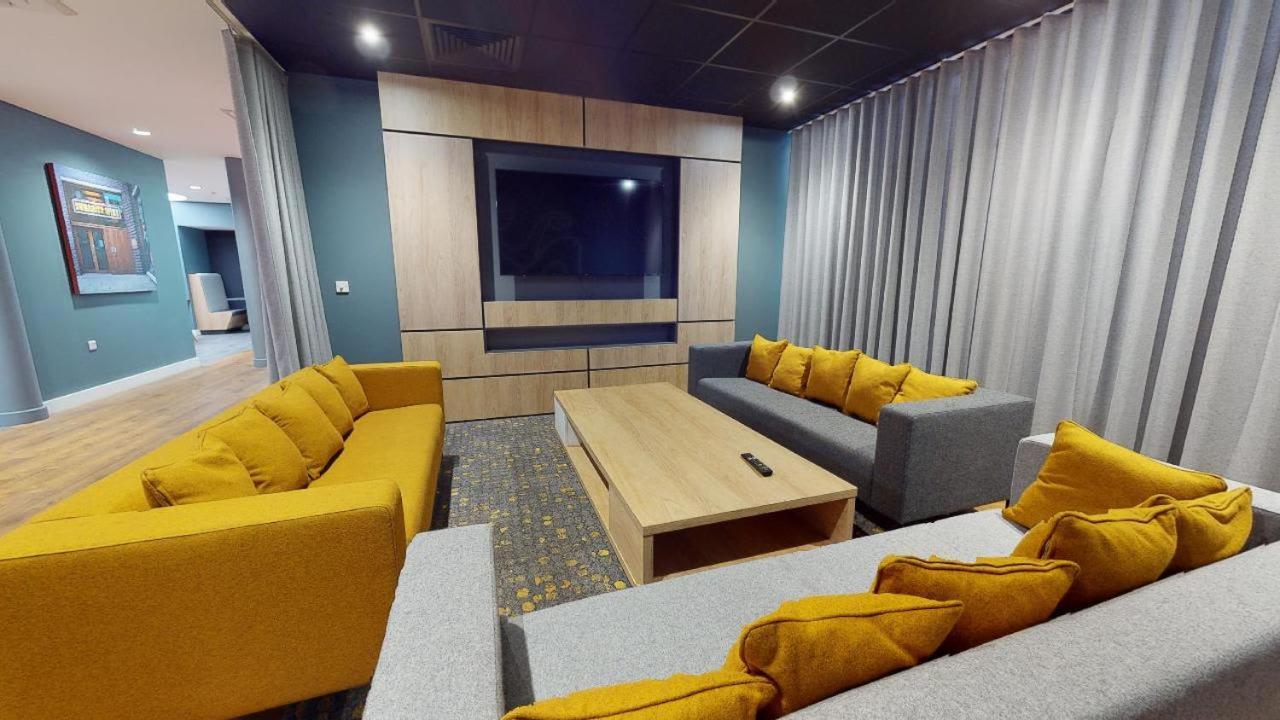 Apartment For Students Only Ensuite Bedrooms At Will Wyatt In London *