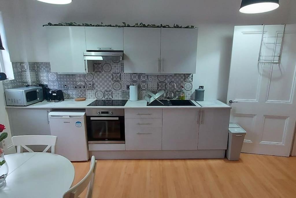 Stylish Flat In Prime Location Near Hyde Park Lägenhet London