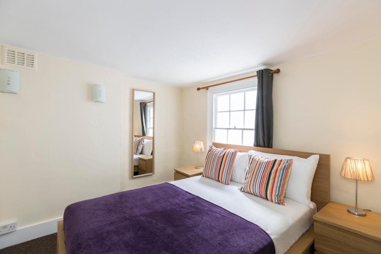 Camden Town Apartment *