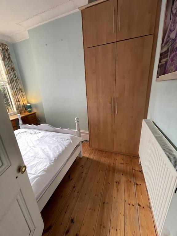 Appartement Beautiful Ground Floor Garden Flat Londen