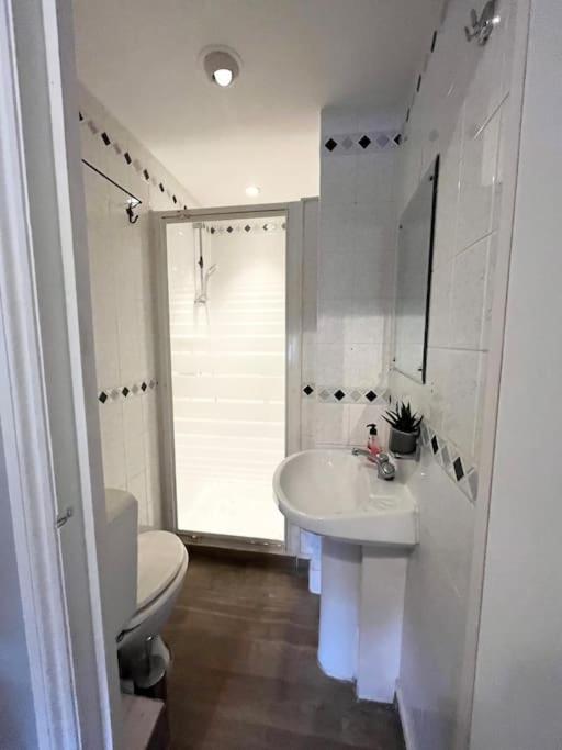 Cosy And Centrally Located Apt London