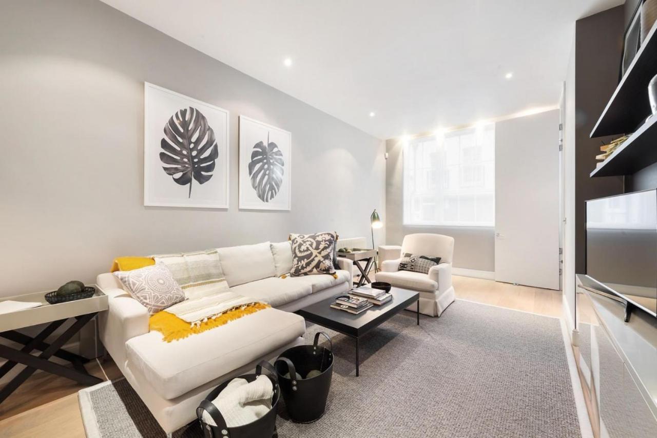 Prime Knightsbridge Mews - 4 Bed House Holiday home London