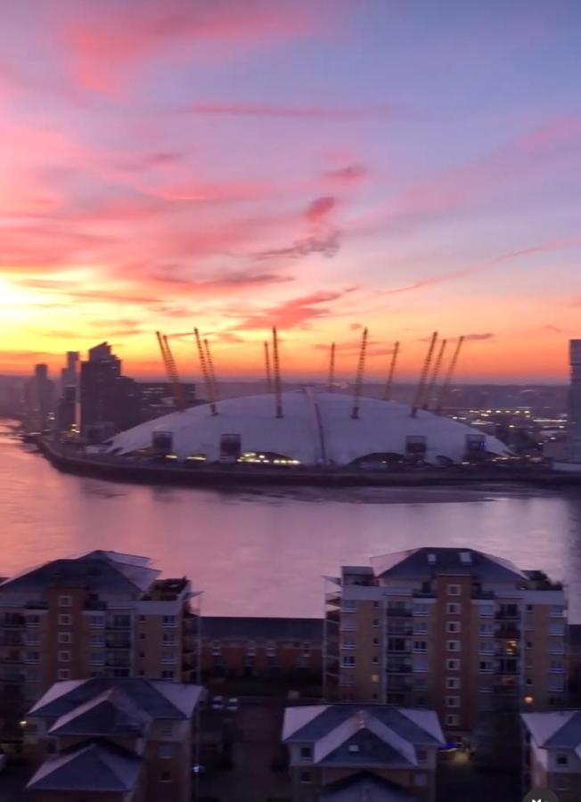 Skylineviews 2 Bed 2 Bath Flat Near Canary Wharf, O2 & Excel Leilighet *