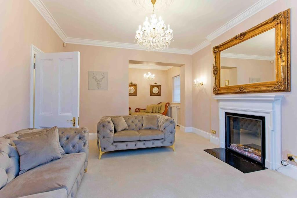 Vakantiehuis Beautiful Iconic 4 Bedroom House By Regents Park Londen