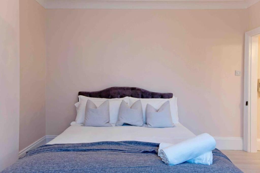 Beautiful Iconic 4 Bedroom House By Regents Park Londen