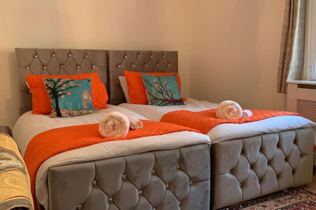 A Stunning 3 Bedroom House Holiday home *