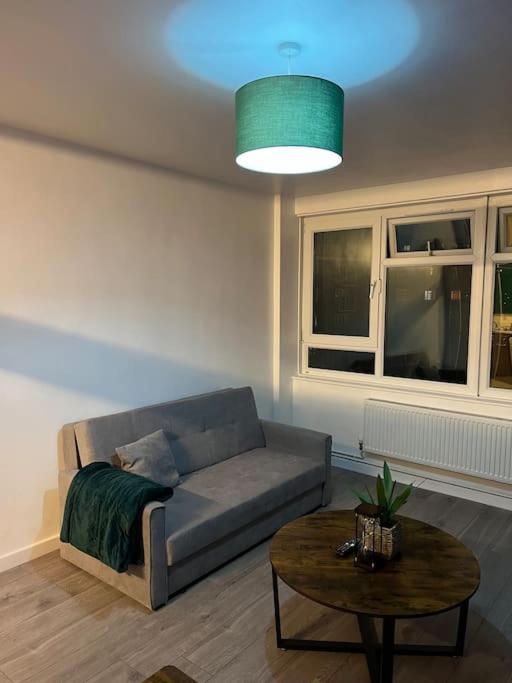 Appartement 1 Bedroom Flat 10 Mins Walk From Old Street Station Londen
