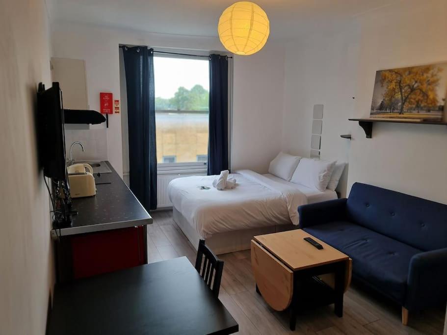 Chic & Modern In Caledonian Rd Appartement