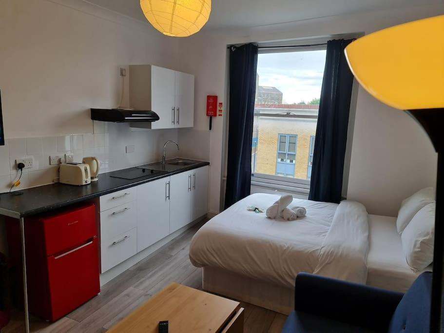 Chic & Modern In Caledonian Rd Appartement
