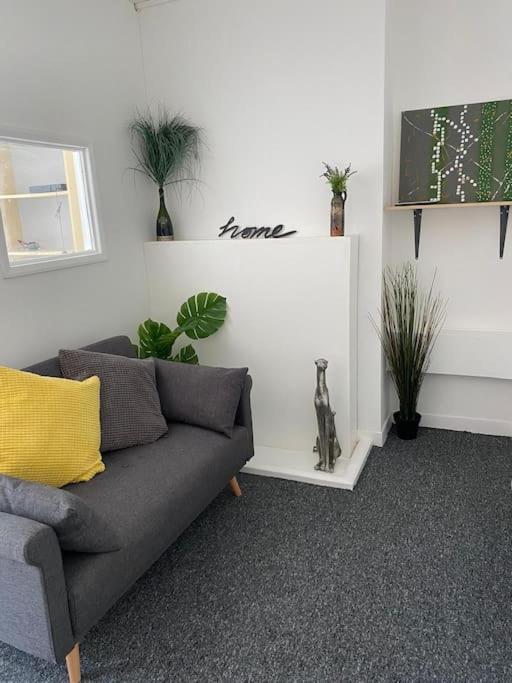 Lägenhet Lovely 2 Bedroom Flat In Greater