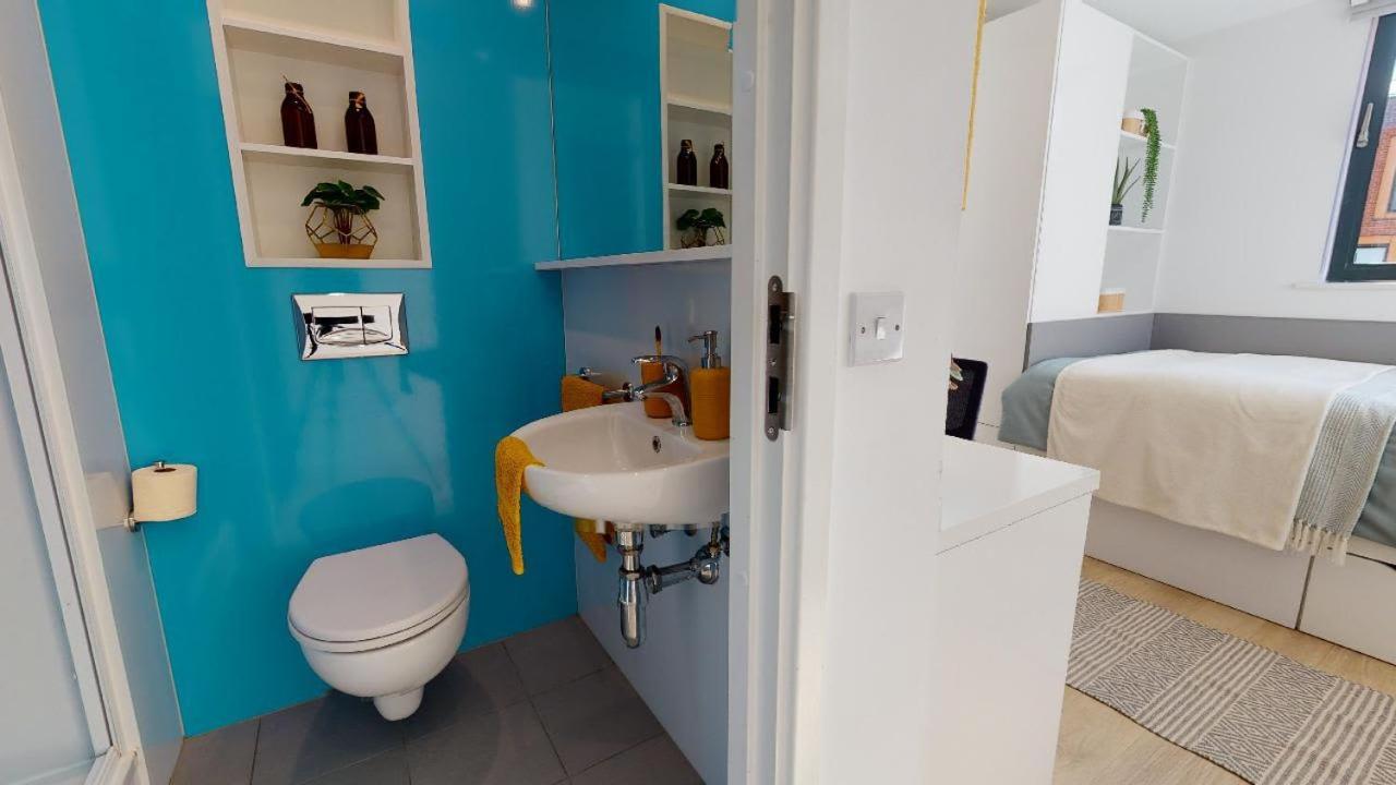 Lägenhet For Students Only Private Bedrooms With Shared Kitchen And At Iq Haywood House In London