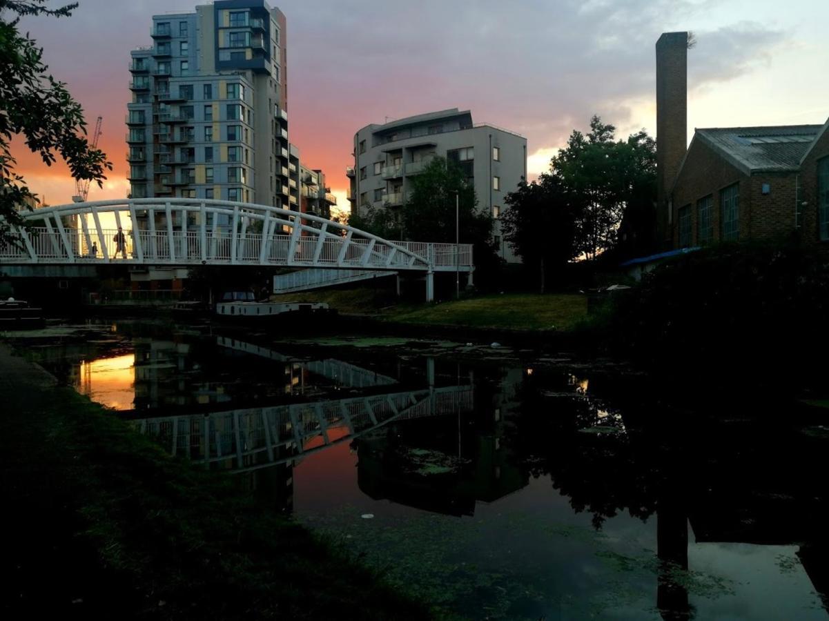Apartment Lovely Luxury 1-bed In Wembley *