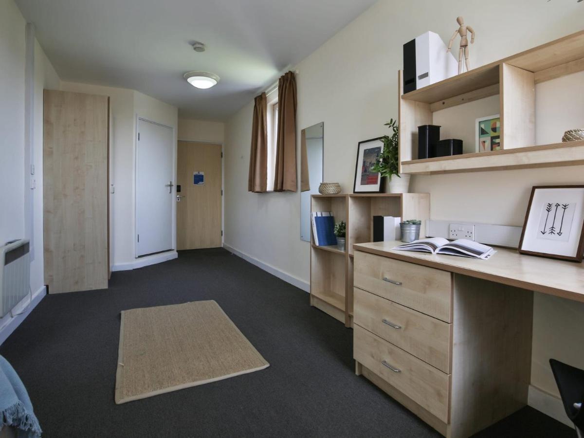 Apartment For Students Only Ensuite Bedrooms At Will Wyatt In London