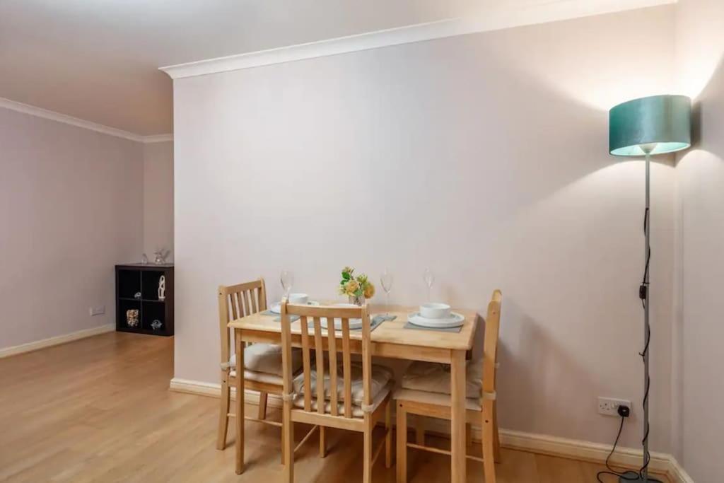 Appartement 1 Bedroom Flat With Free Parking Londres