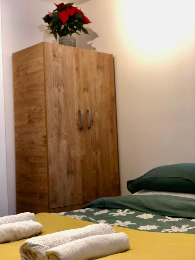 Fabulous Flat In Heart Of Apartment