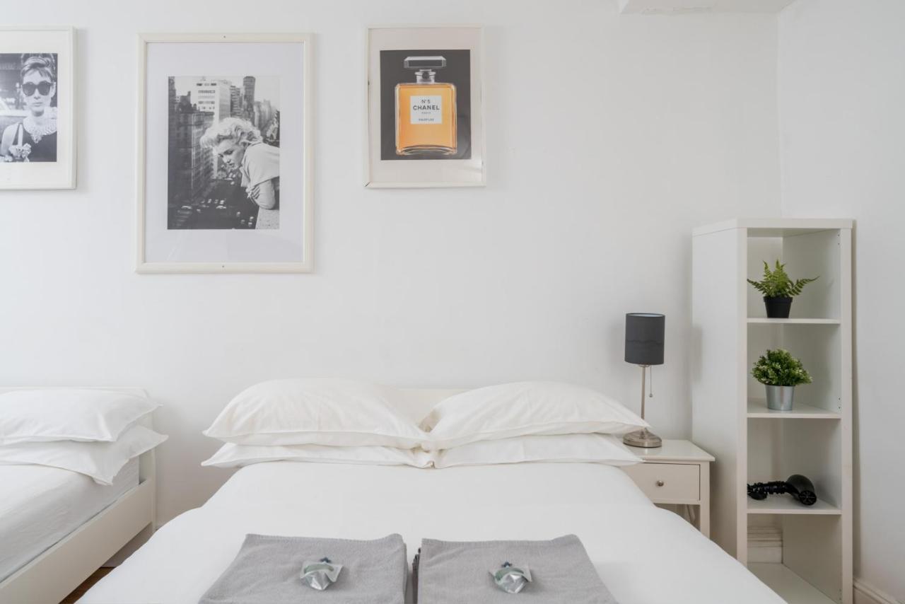 Soho & Covent Garden Apartment, Sleeps 3 London