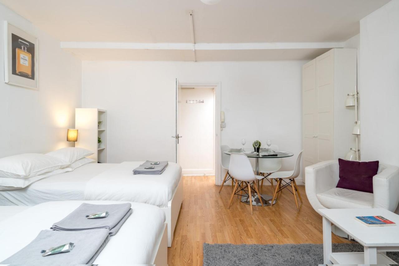 Soho & Covent Garden Apartment, Sleeps 3