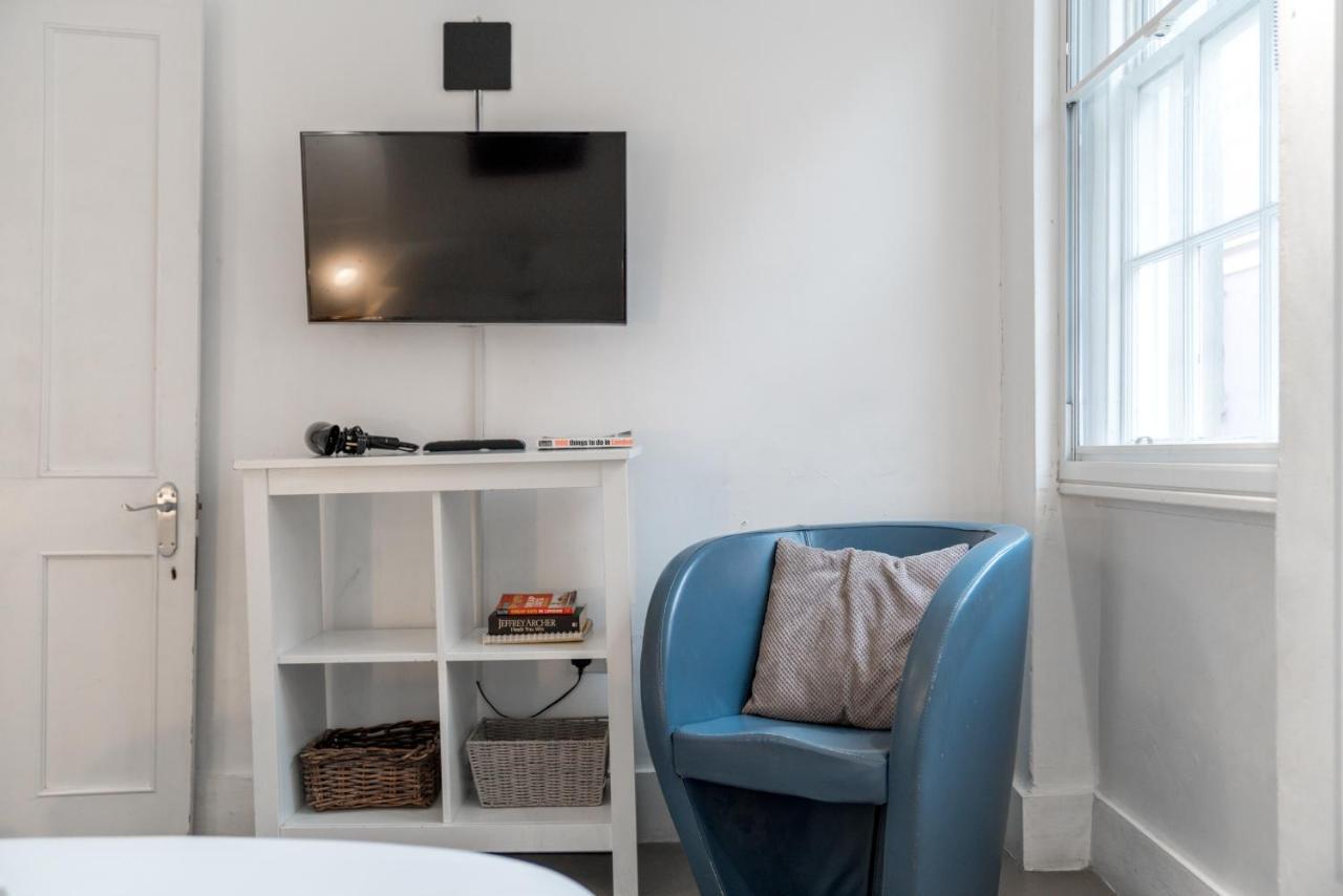 Trendy In Soho - Piccadilly Apartment