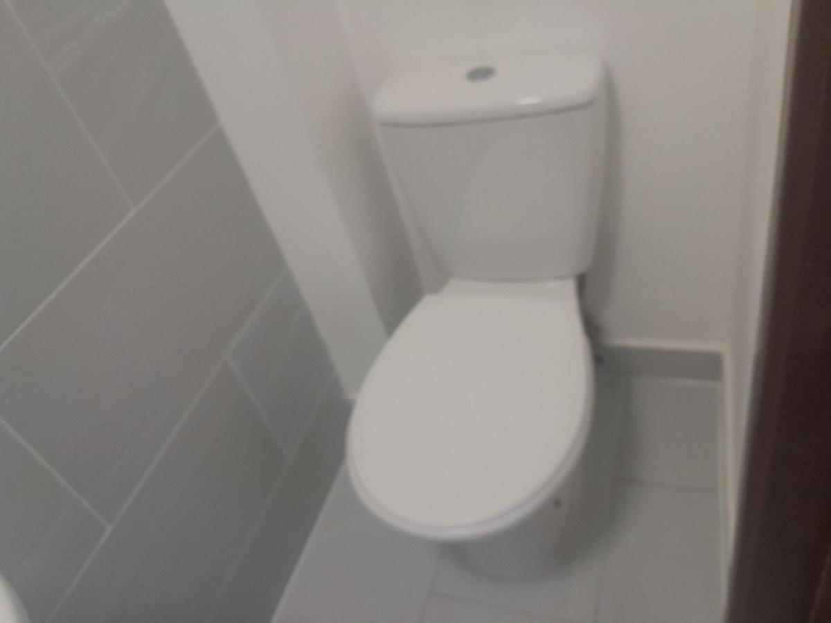 Lägenhet Lovely 1-bed Studio In London
