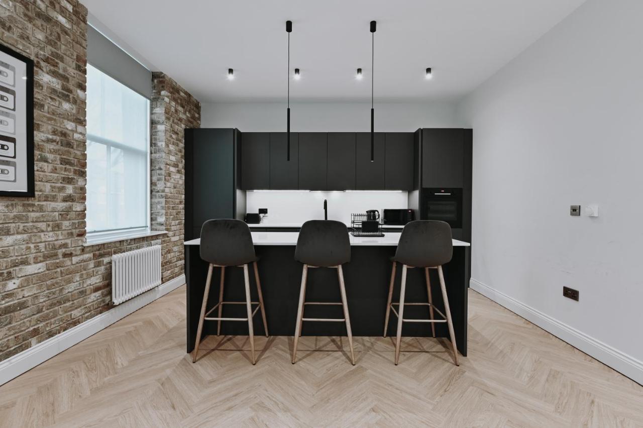 Khayat Homes - Kings - Three Bed * London